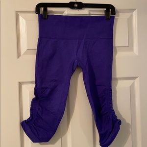 Lululemon crop workout pants